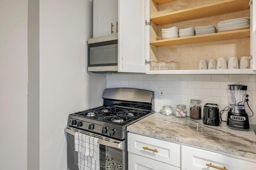 리치먼드하이츠 Beautiful Tower Grove Unit Recently Renovated 2S 빌라 외부 사진