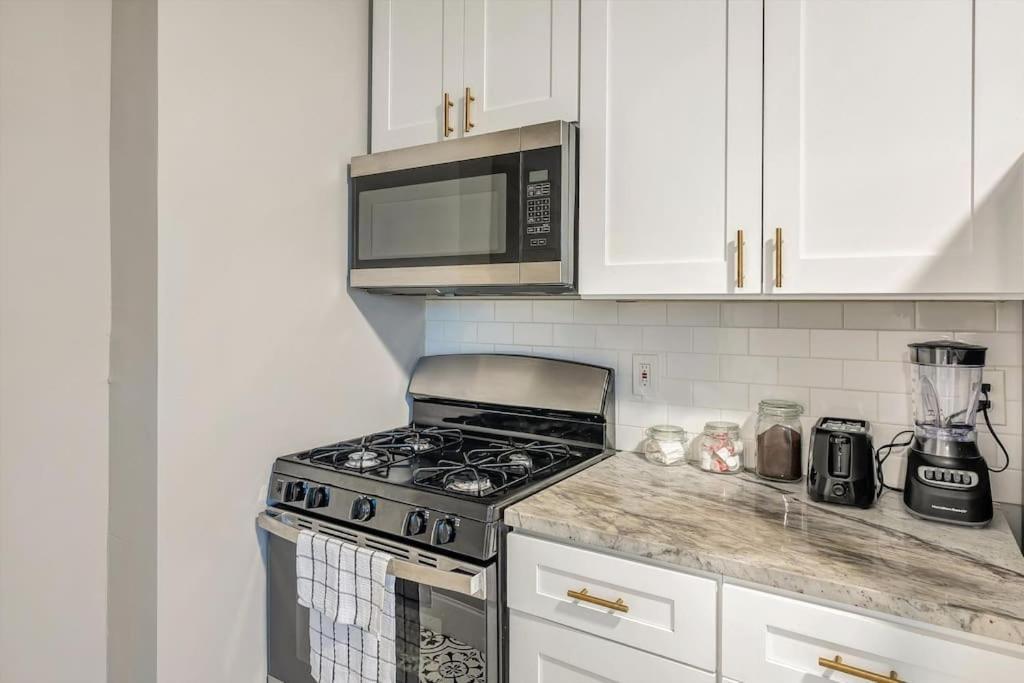 리치먼드하이츠 Beautiful Tower Grove Unit Recently Renovated 2S 빌라 외부 사진